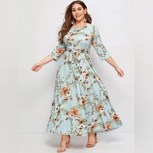 NWOT Floral Print Dress Size 2XL